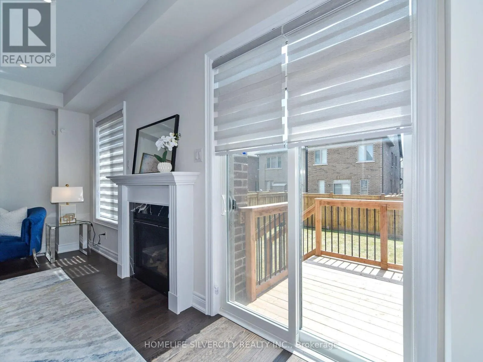 92 DEER RIDGE CRESCENT