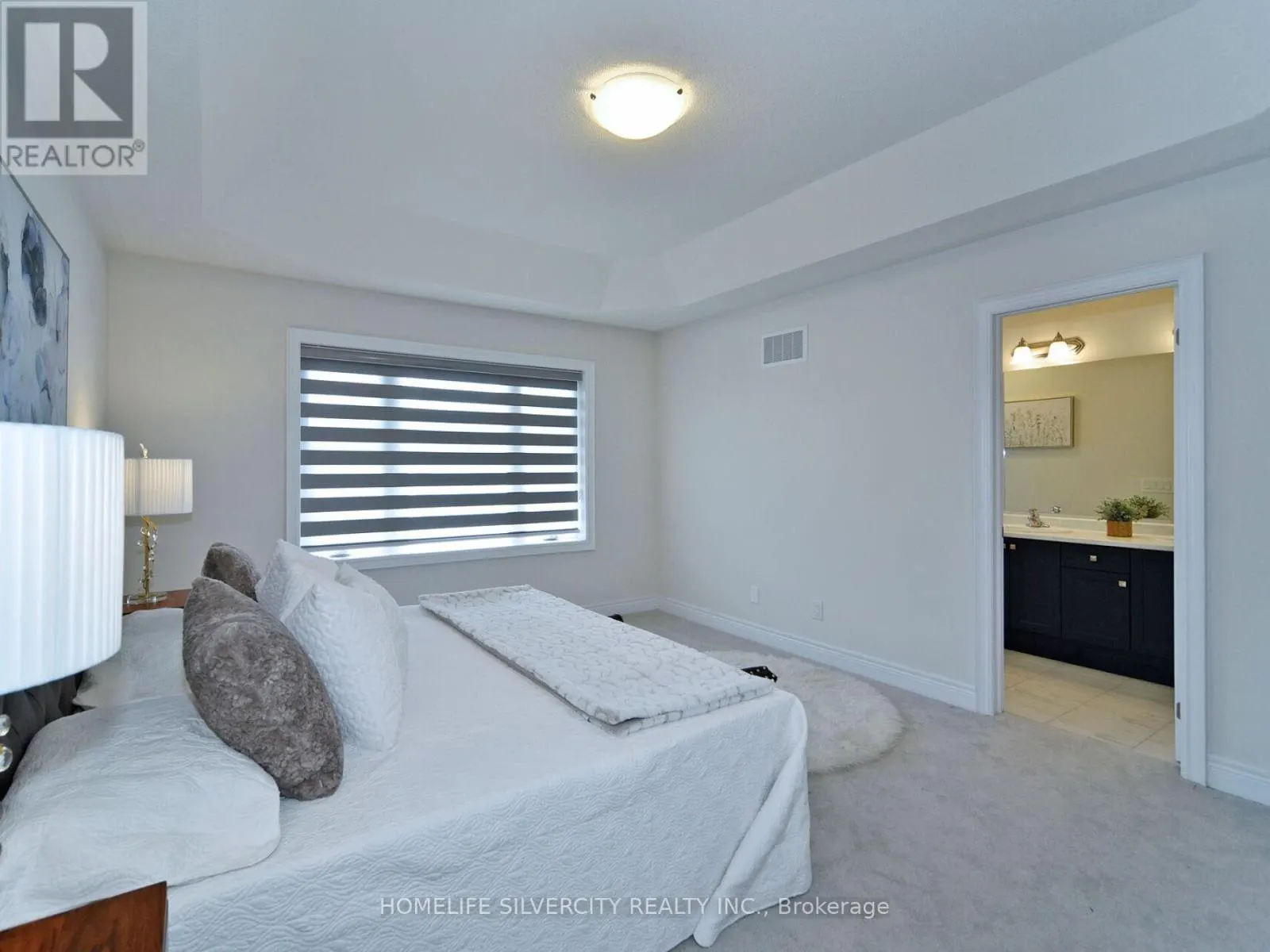 92 DEER RIDGE CRESCENT