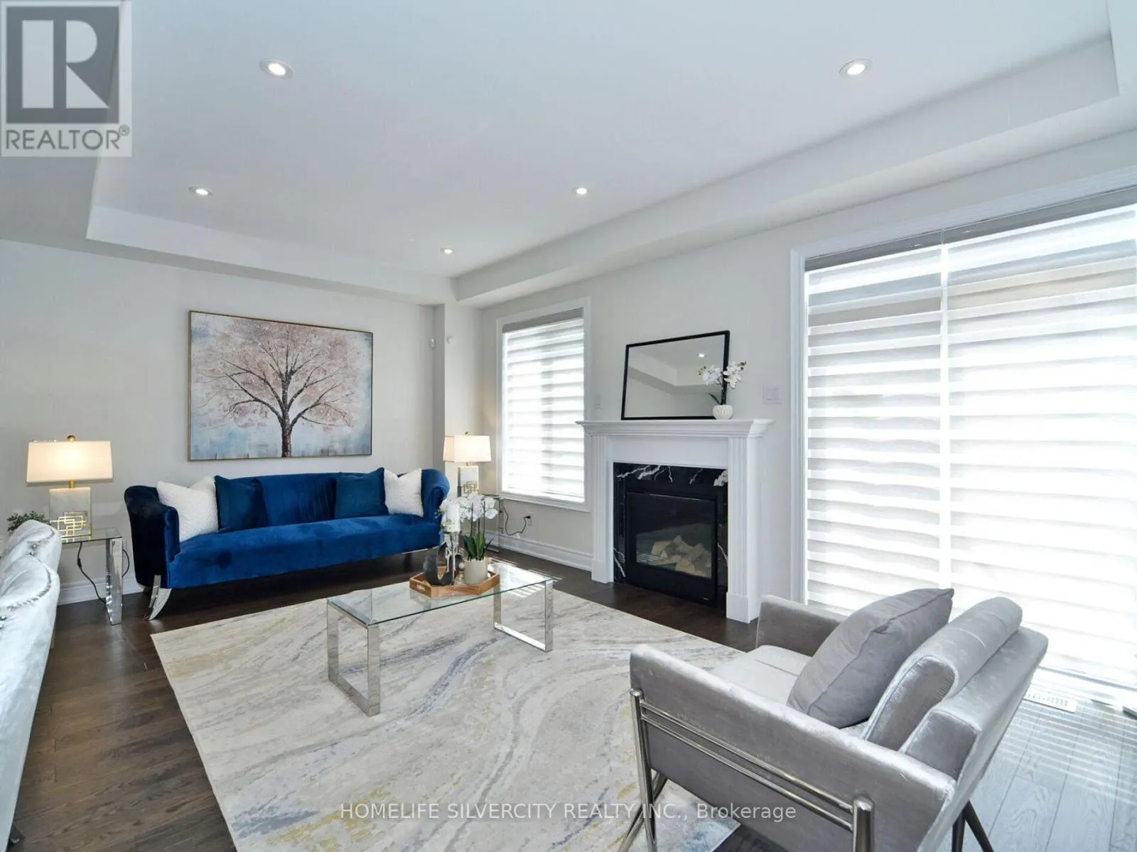 92 DEER RIDGE CRESCENT