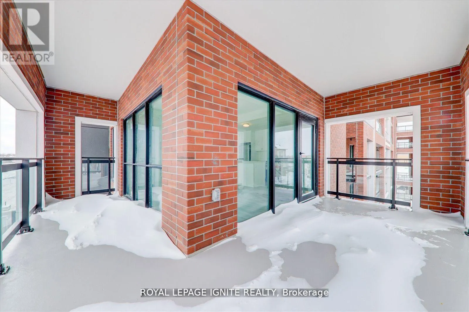 1103 - 55 CLARINGTON BOULEVARD