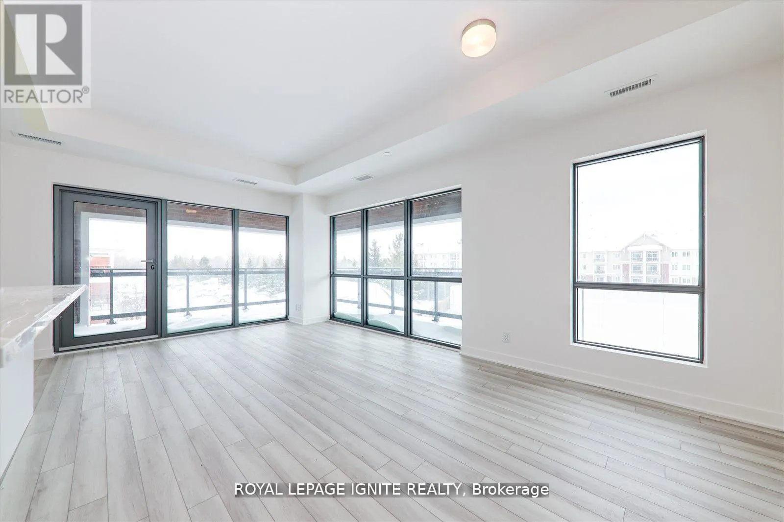 1103 - 55 CLARINGTON BOULEVARD