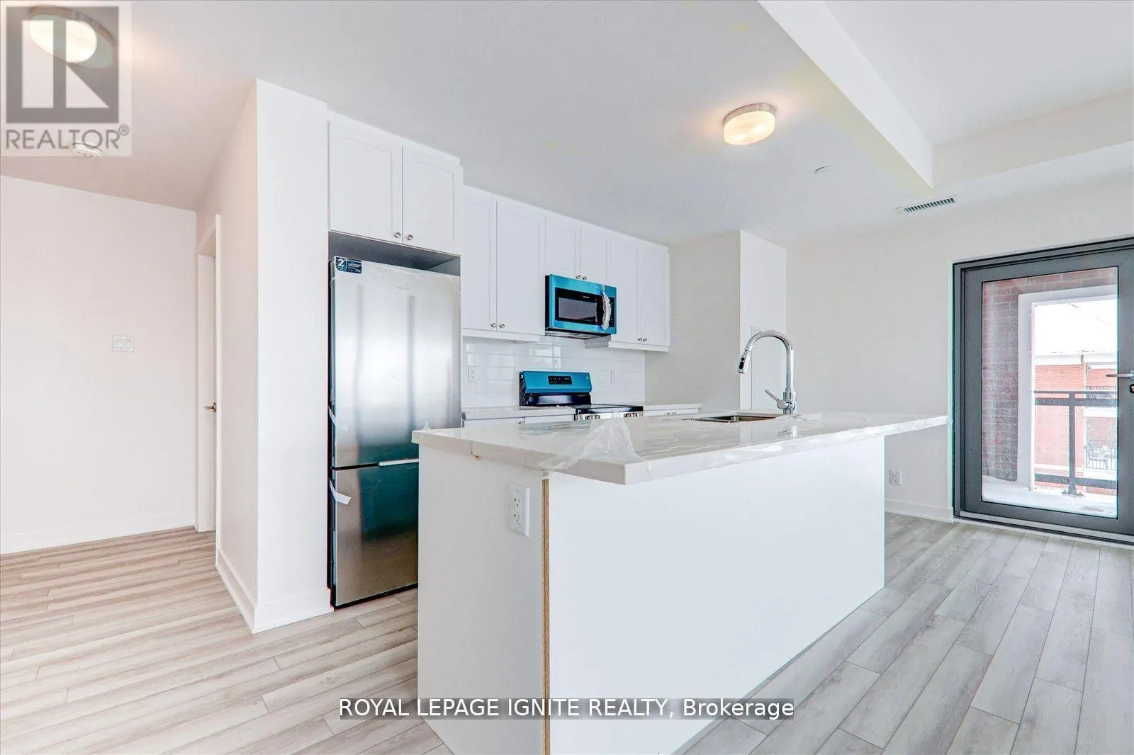 1103 - 55 CLARINGTON BOULEVARD