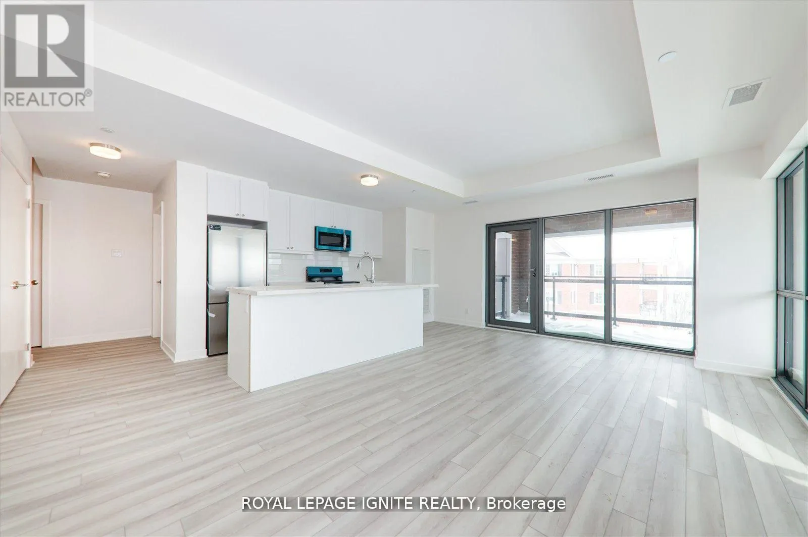 1103 - 55 CLARINGTON BOULEVARD