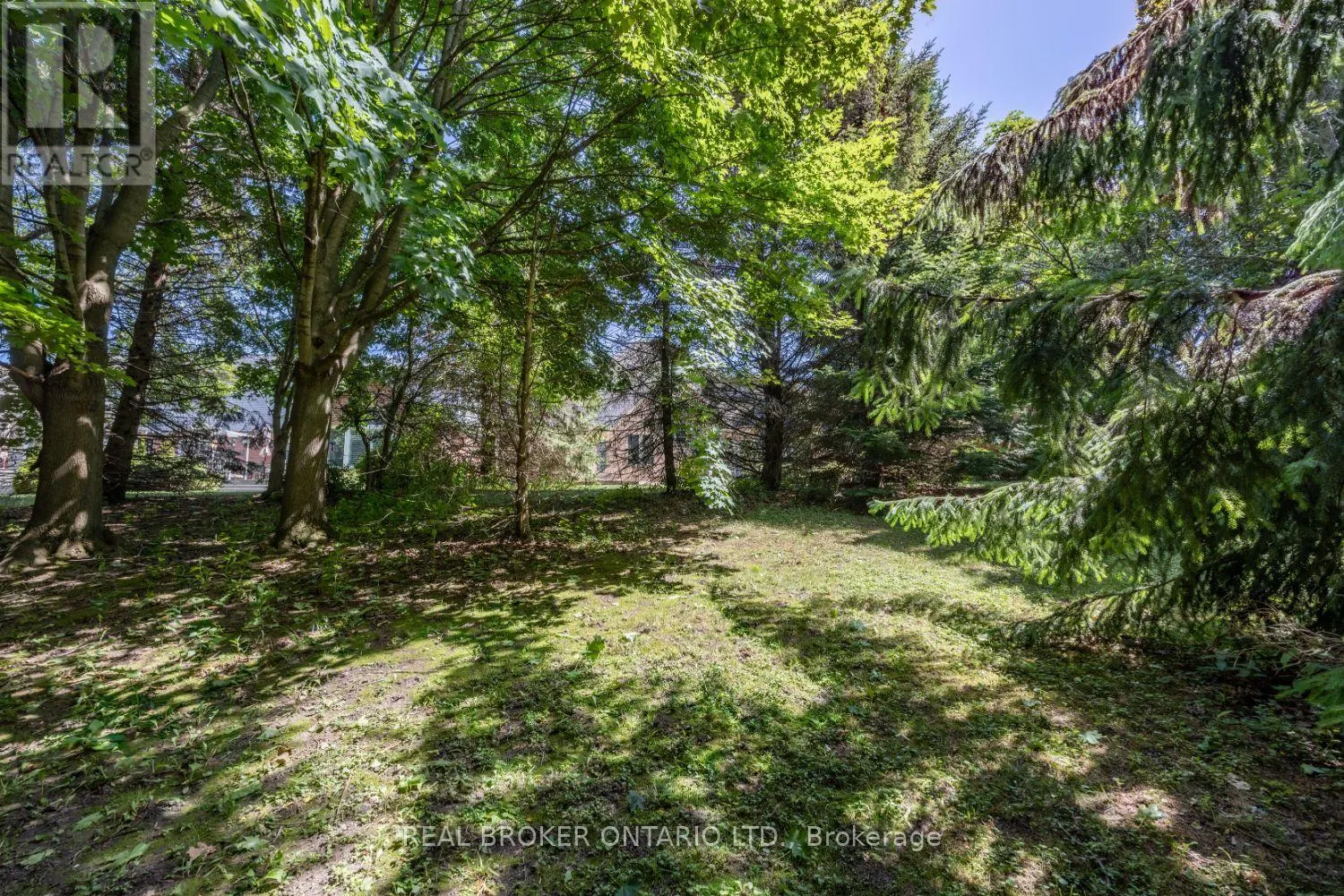 24 WORTHINGTON DRIVE