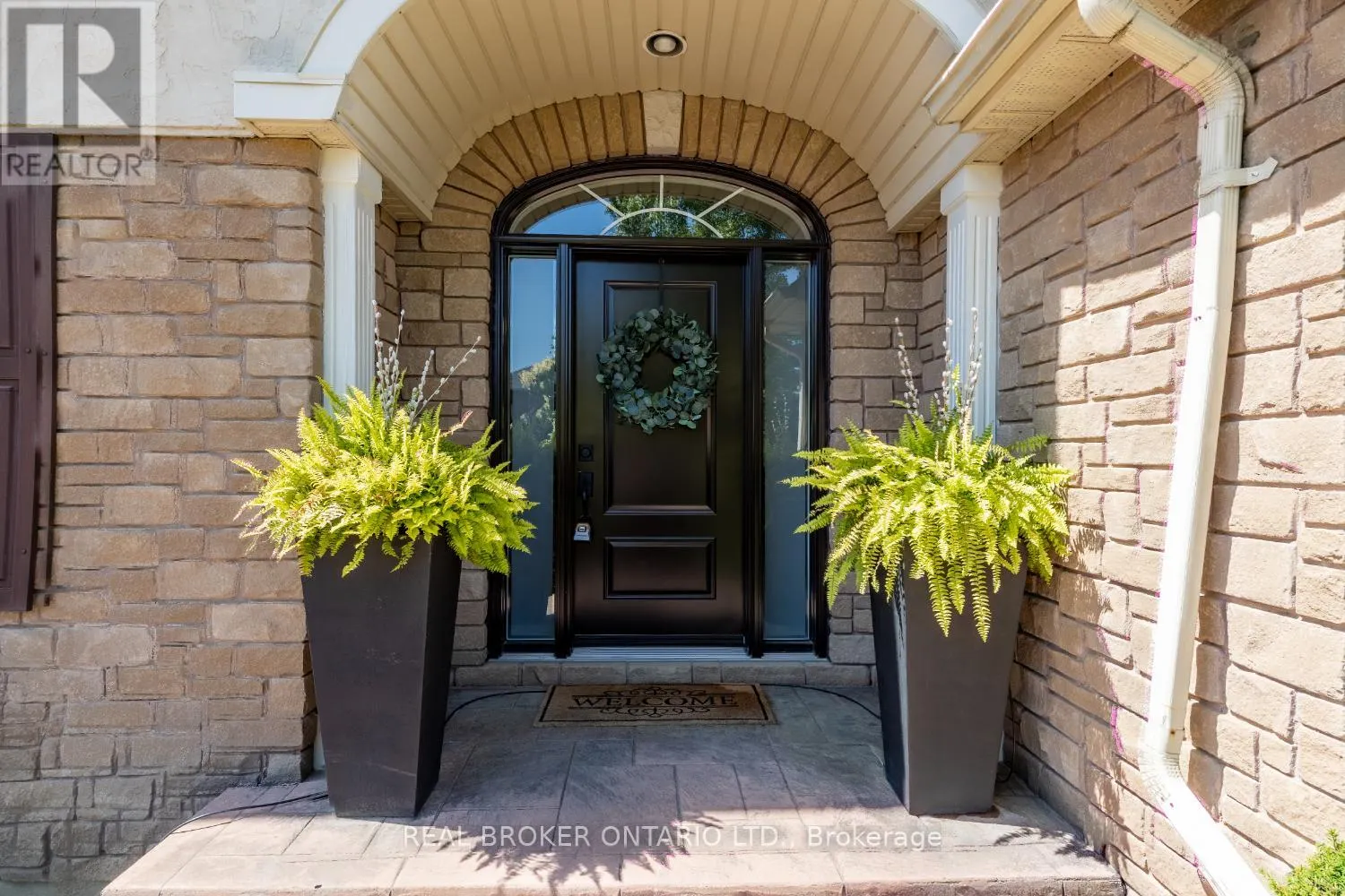 24 WORTHINGTON DRIVE