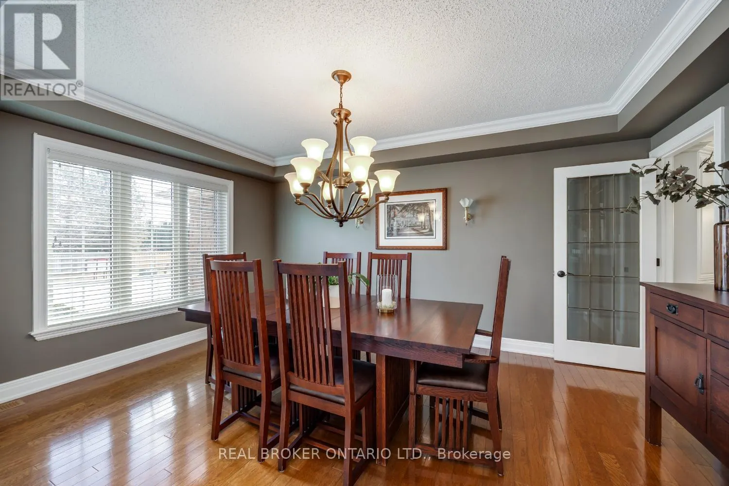24 WORTHINGTON DRIVE