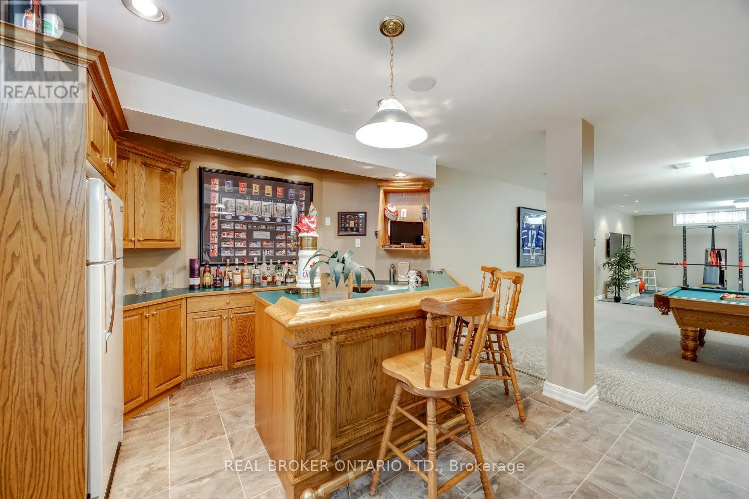 24 WORTHINGTON DRIVE
