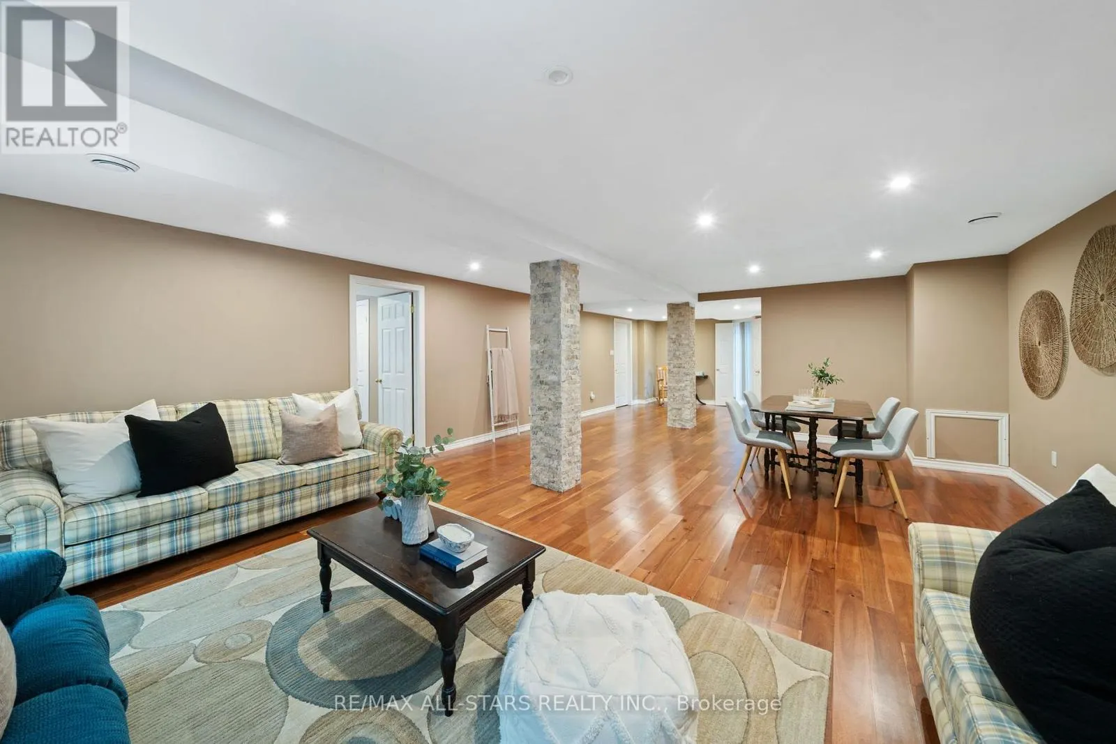 79 SHERRINGTON DRIVE