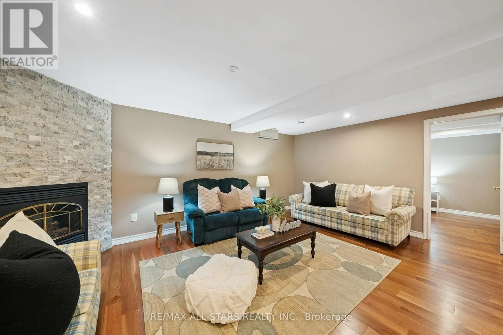 79 SHERRINGTON DRIVE