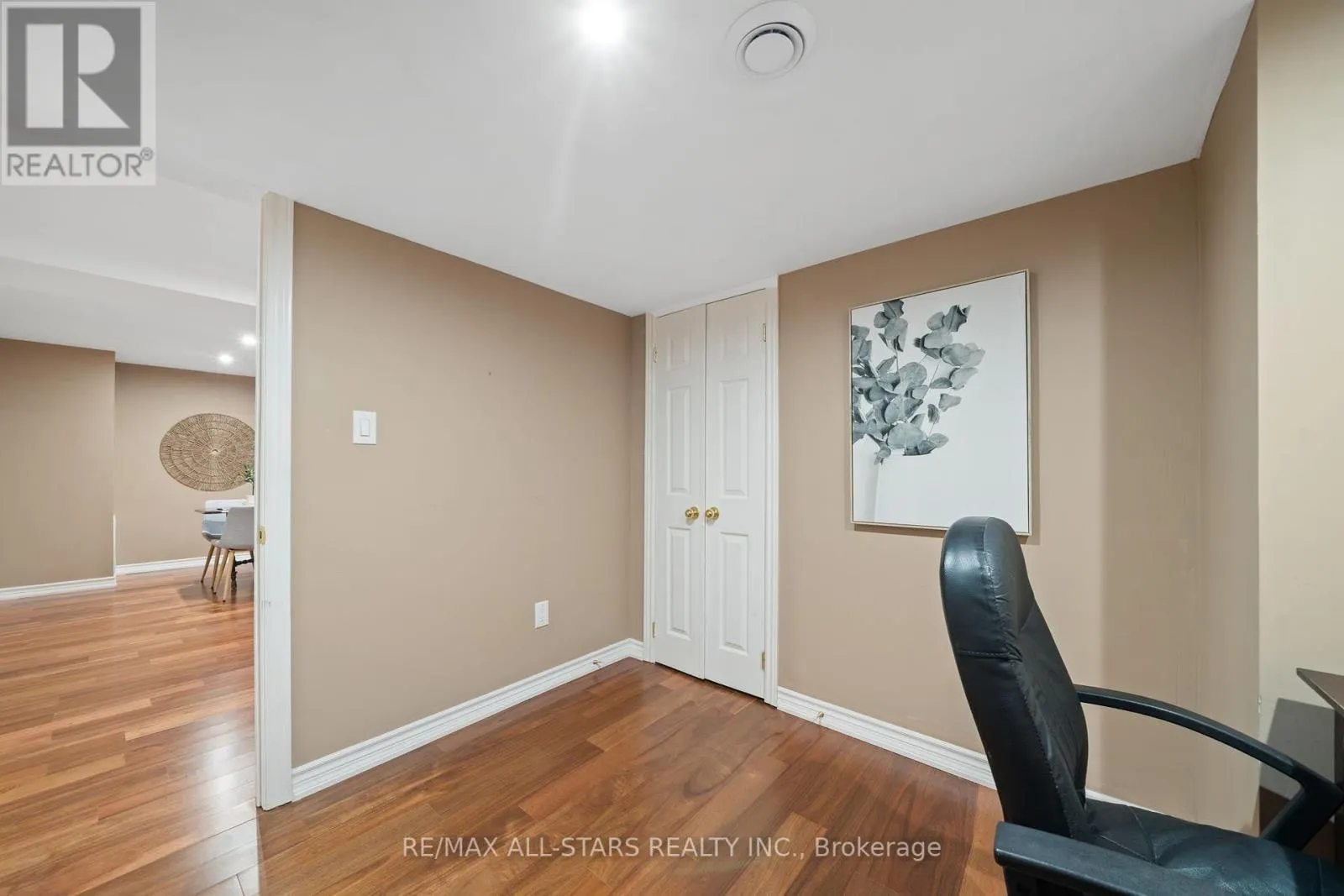 79 SHERRINGTON DRIVE