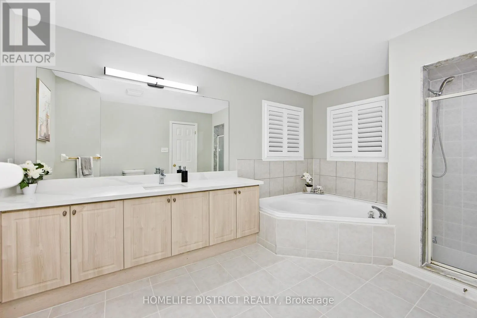 50 WELDRICK CRESCENT