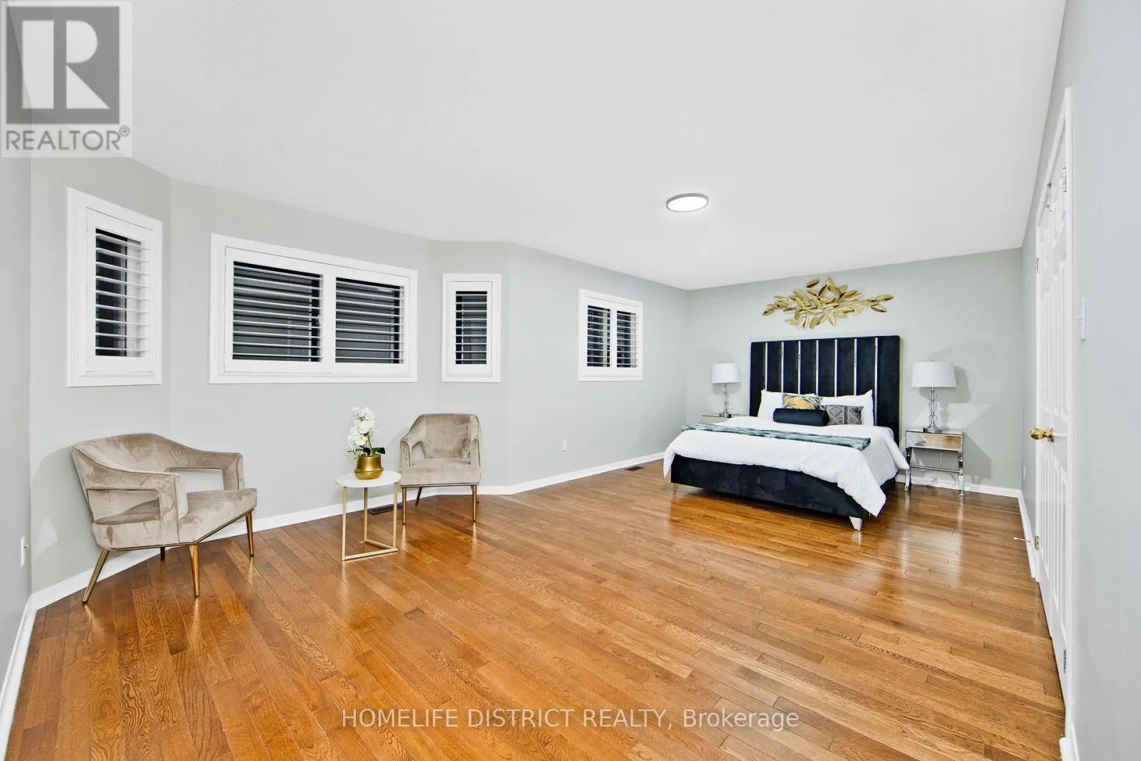 50 WELDRICK CRESCENT