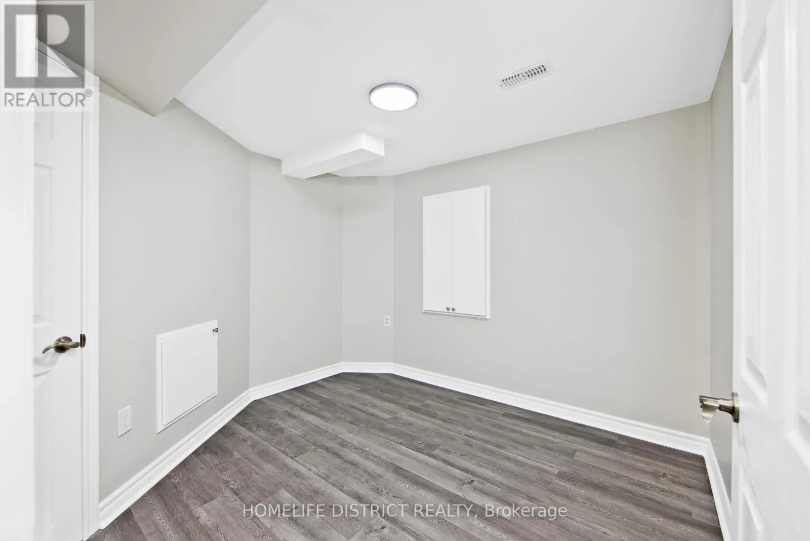 50 WELDRICK CRESCENT