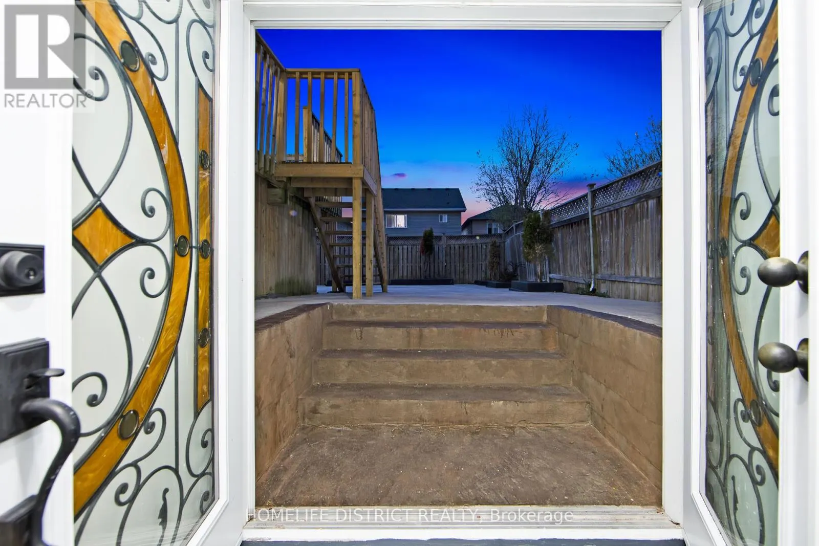 50 WELDRICK CRESCENT