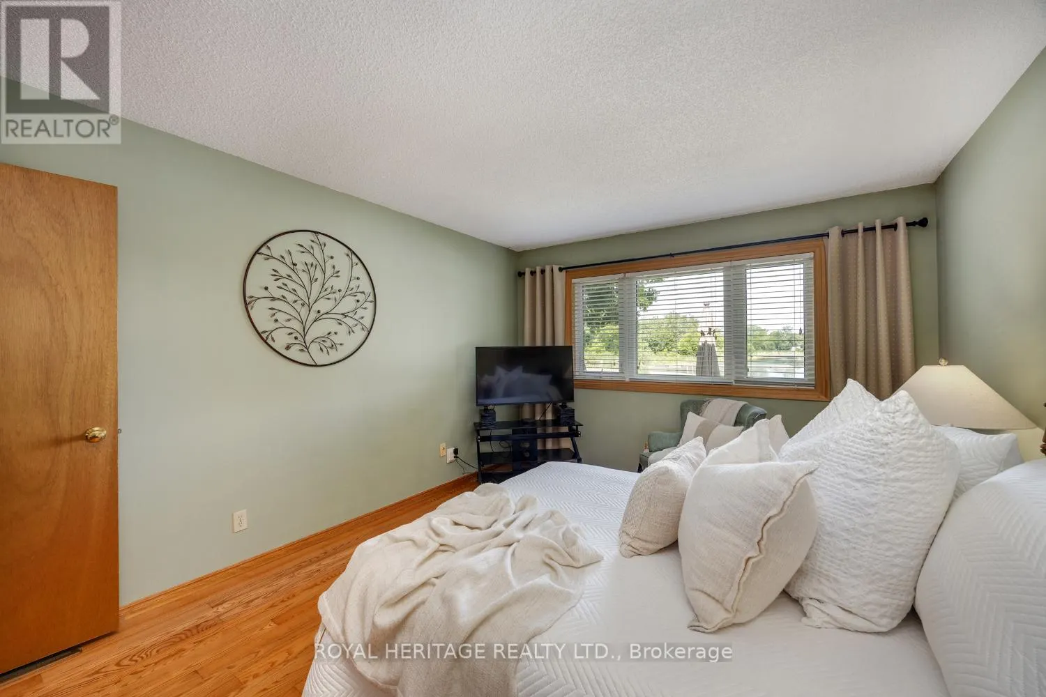 15 - 234 WATER STREET, #15