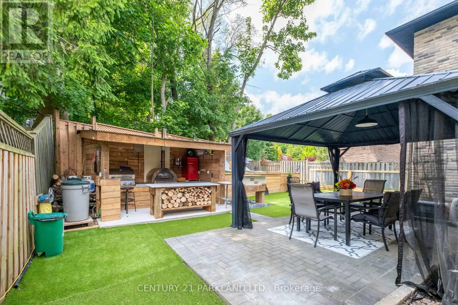 87 BONACRES AVENUE