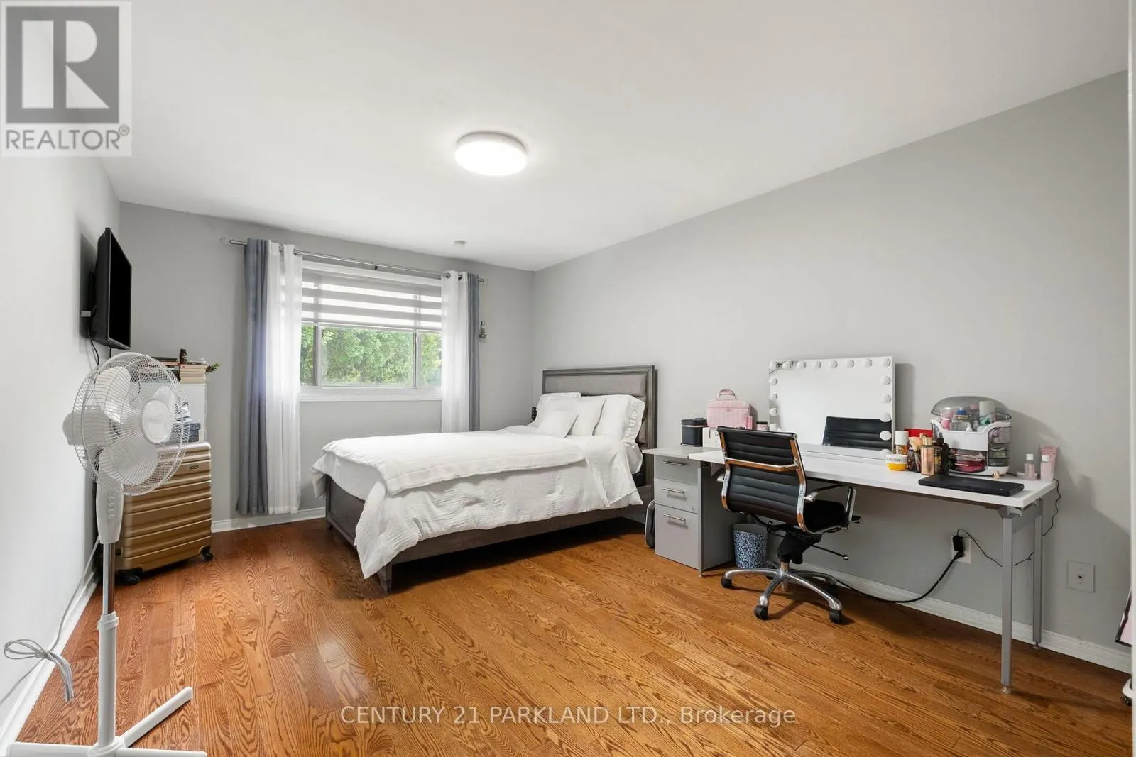 87 BONACRES AVENUE