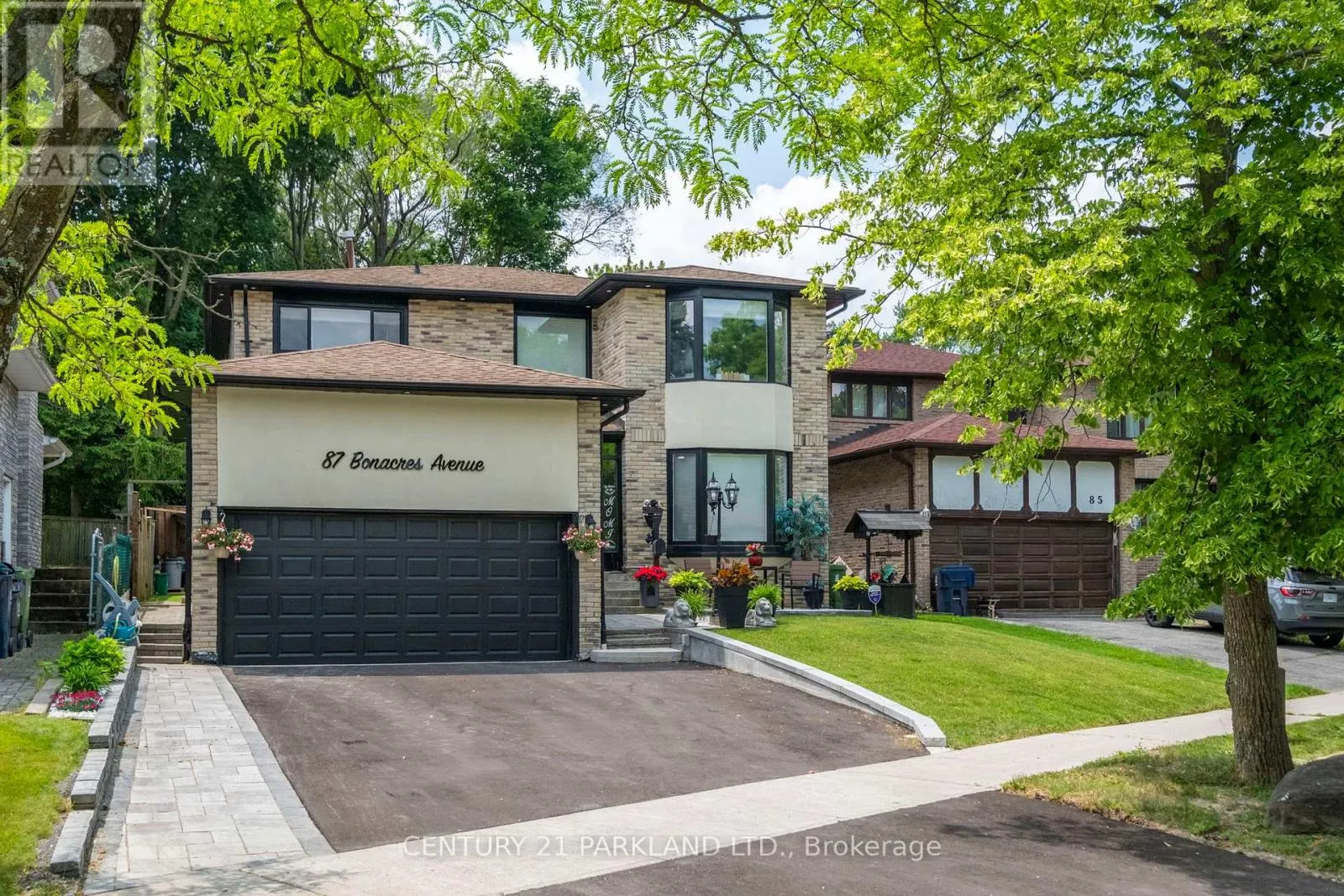 87 BONACRES AVENUE
