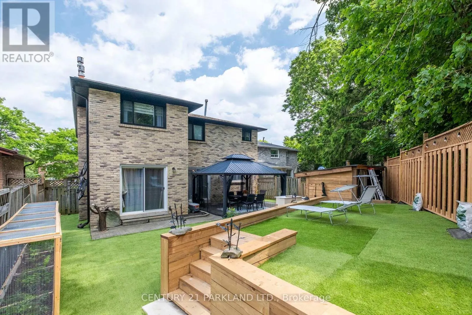 87 BONACRES AVENUE