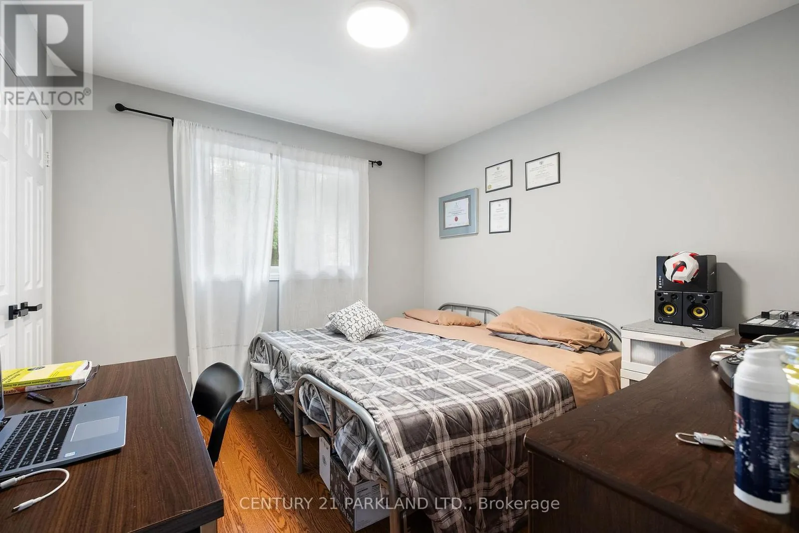 87 BONACRES AVENUE