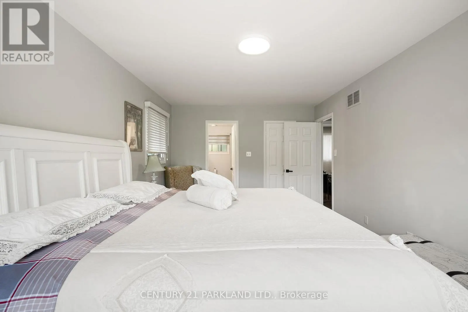 87 BONACRES AVENUE