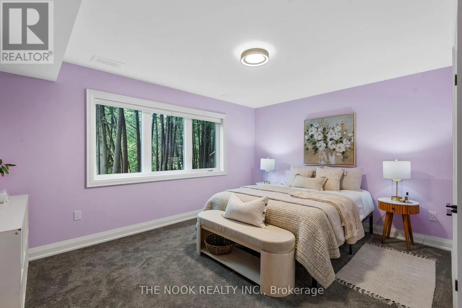 662 RAGLAN ROAD W
