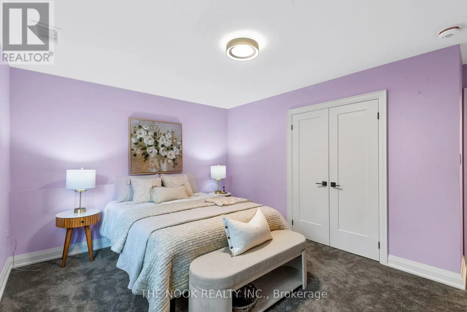 662 RAGLAN ROAD W