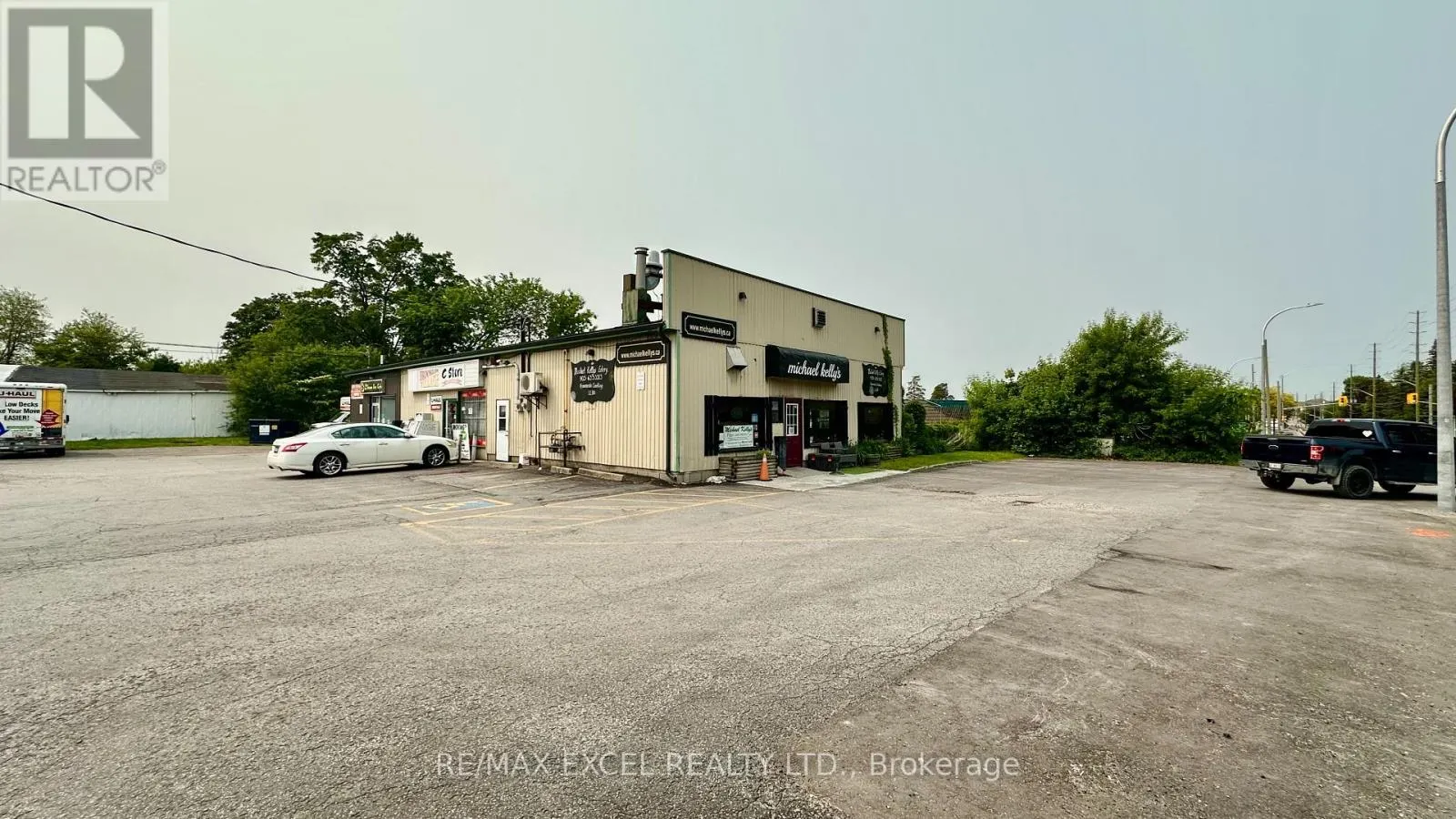 93 WINCHESTER ROAD E