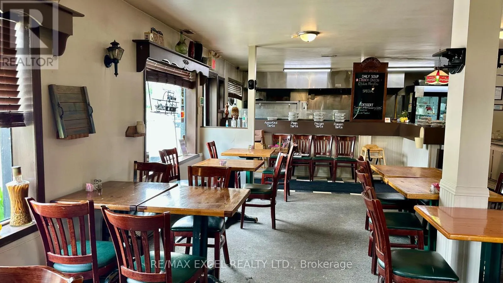 93 WINCHESTER ROAD E