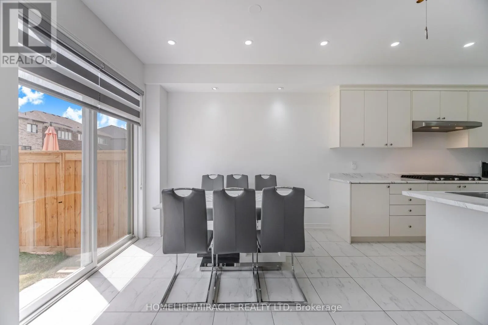 33 CLOSSON DRIVE
