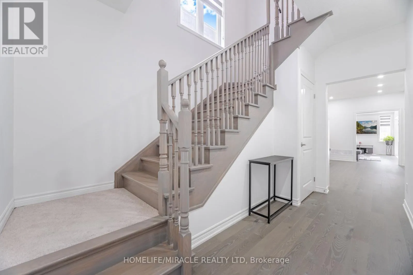 33 CLOSSON DRIVE