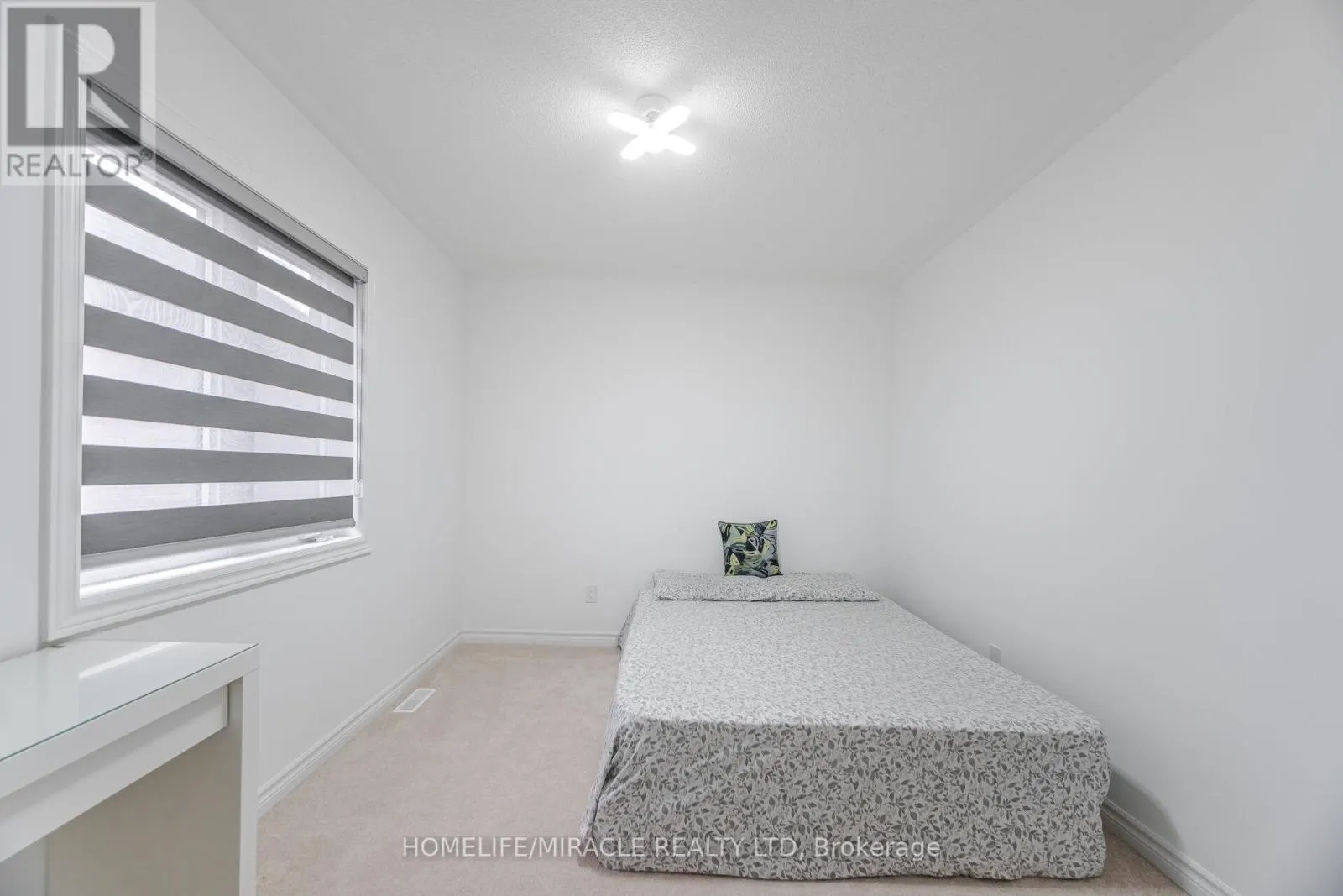 33 CLOSSON DRIVE