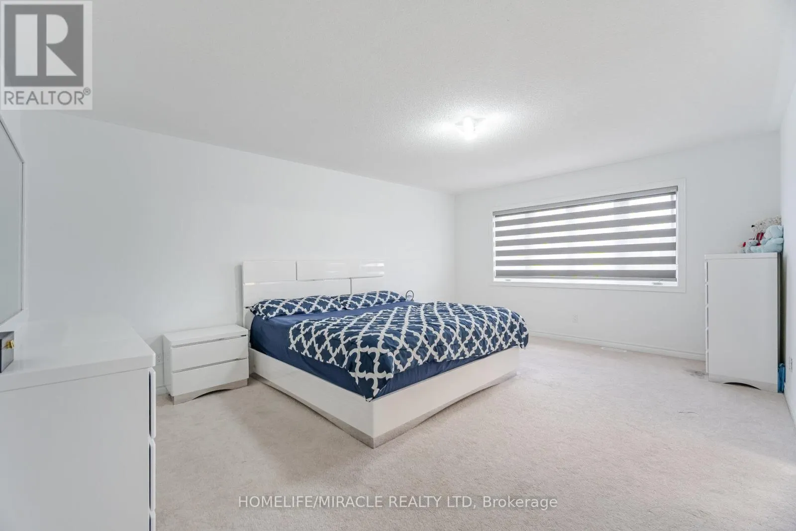 33 CLOSSON DRIVE