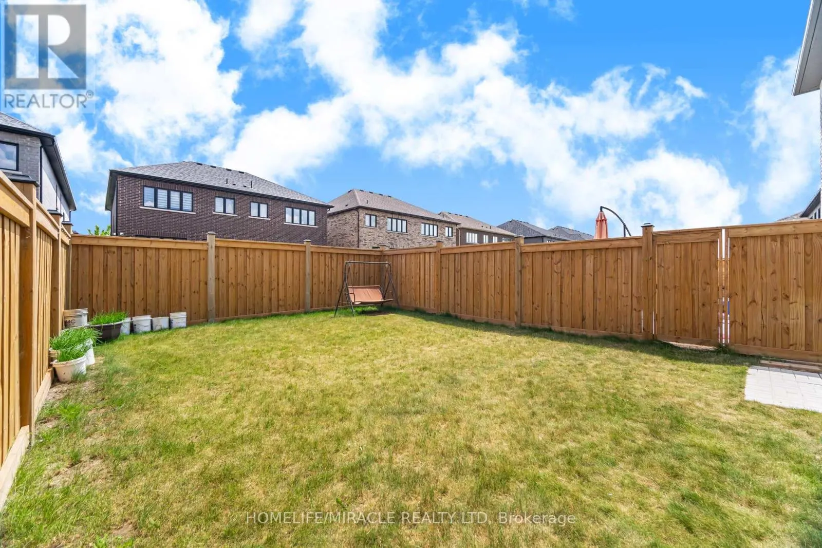 33 CLOSSON DRIVE
