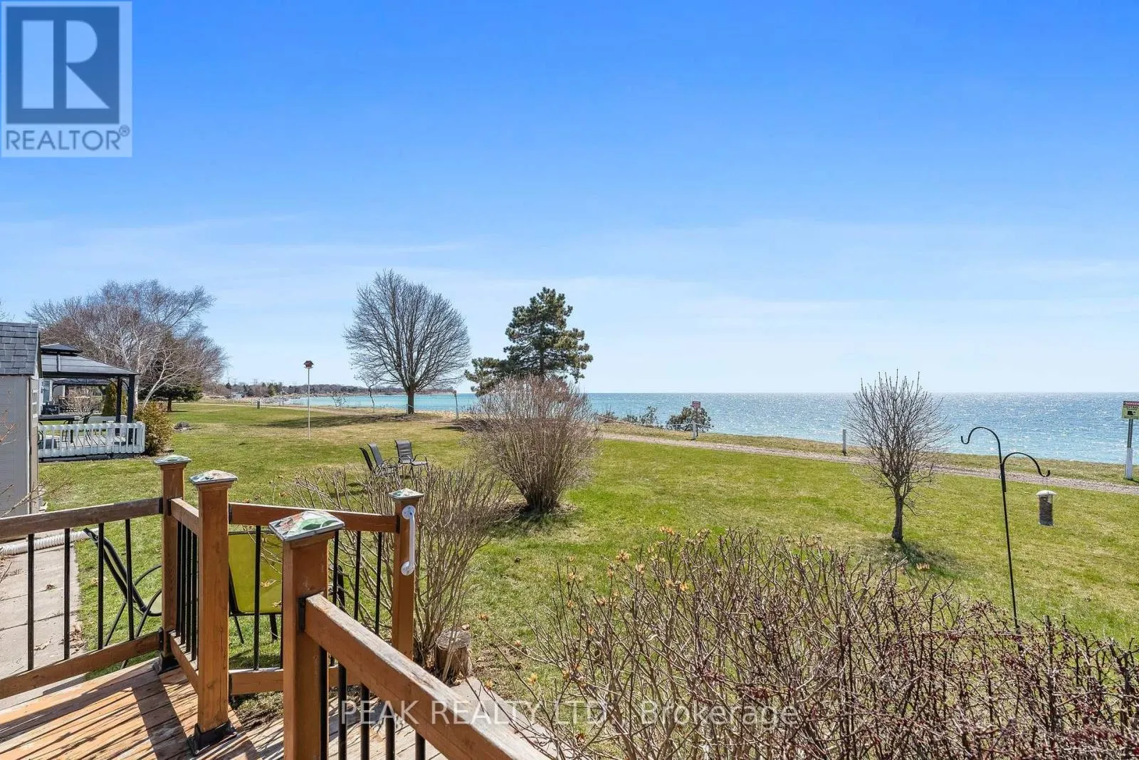 71 BLUFFS ROAD