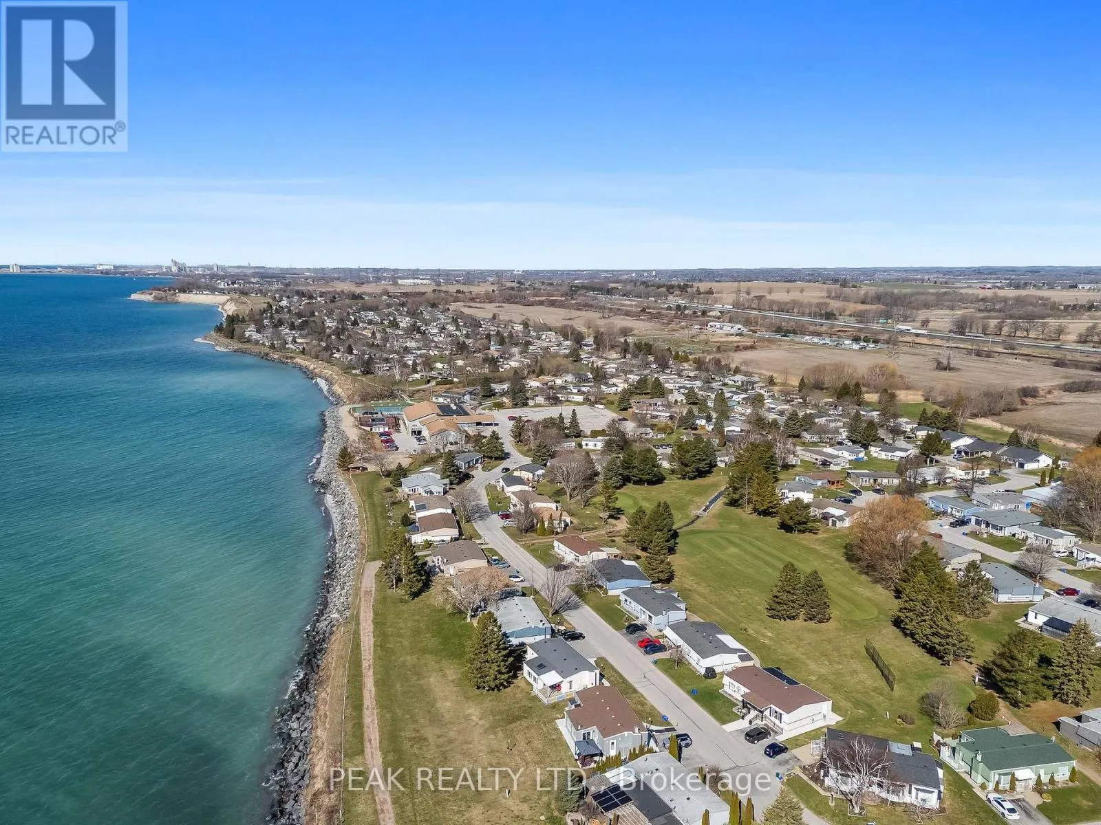71 BLUFFS ROAD
