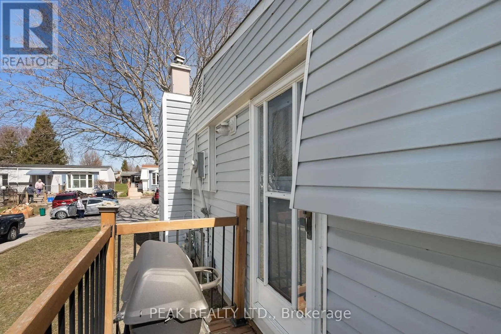 71 BLUFFS ROAD