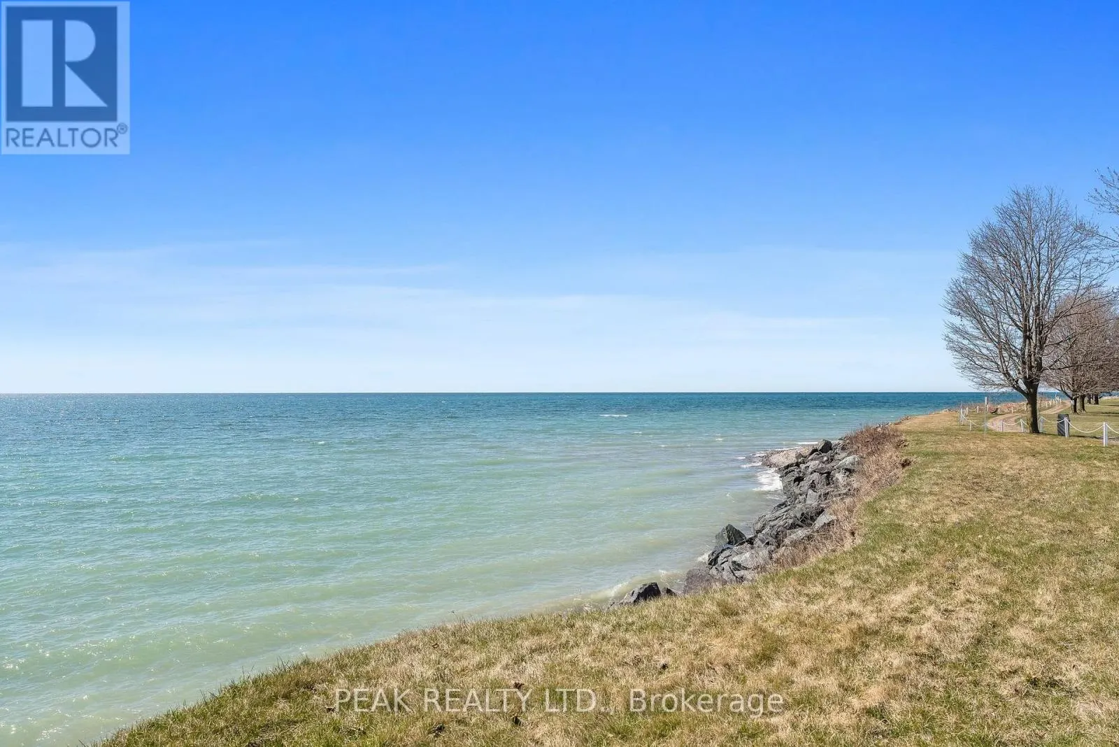 71 BLUFFS ROAD