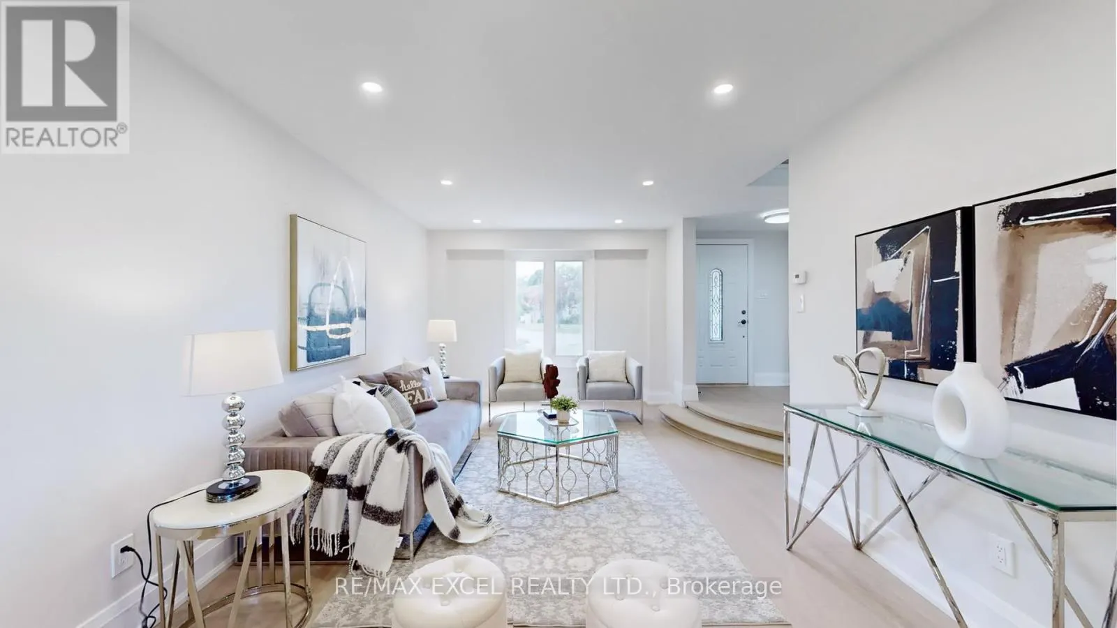 80 EAGLEVIEW CRESCENT