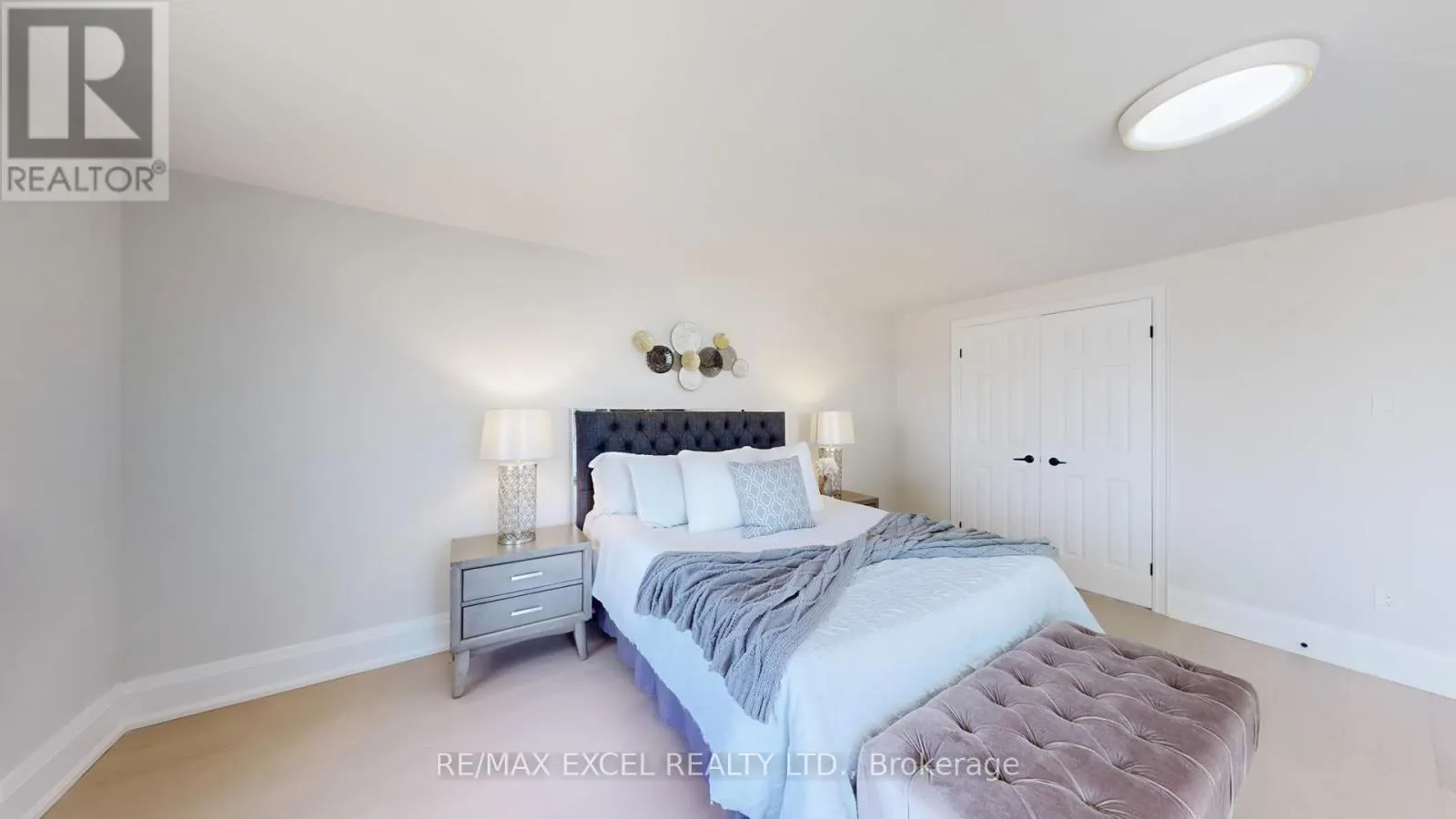 80 EAGLEVIEW CRESCENT