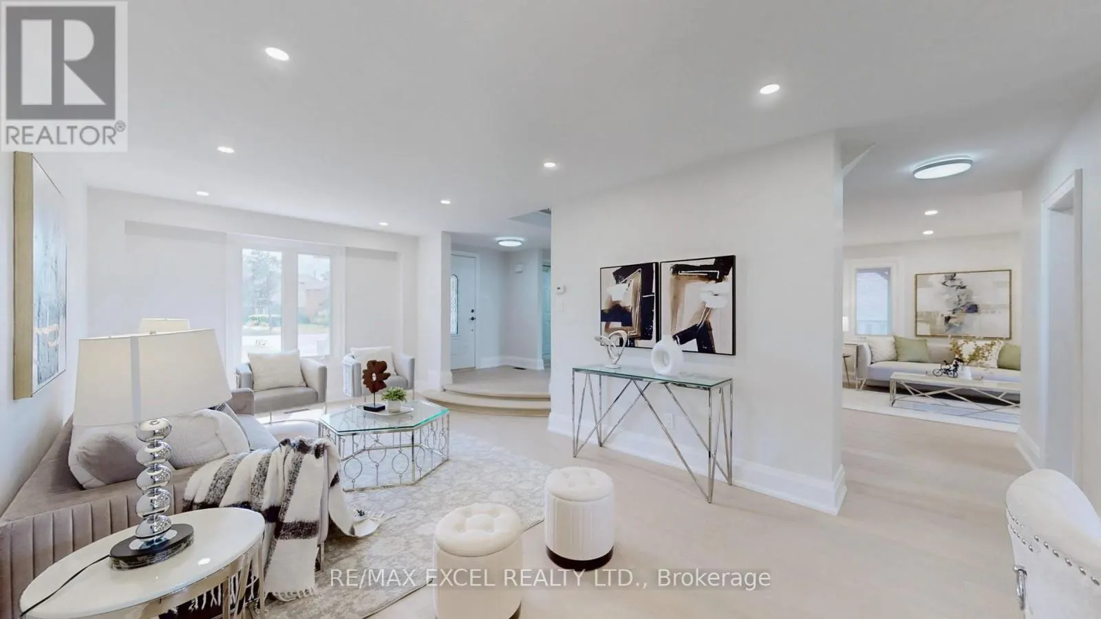 80 EAGLEVIEW CRESCENT