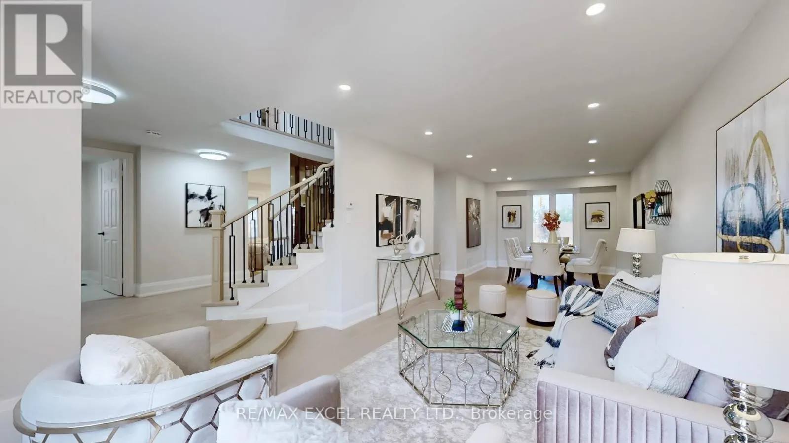 80 EAGLEVIEW CRESCENT
