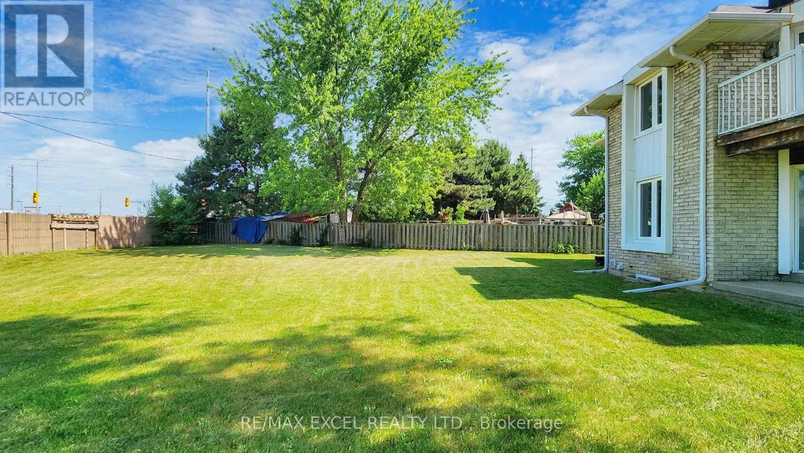 80 EAGLEVIEW CRESCENT