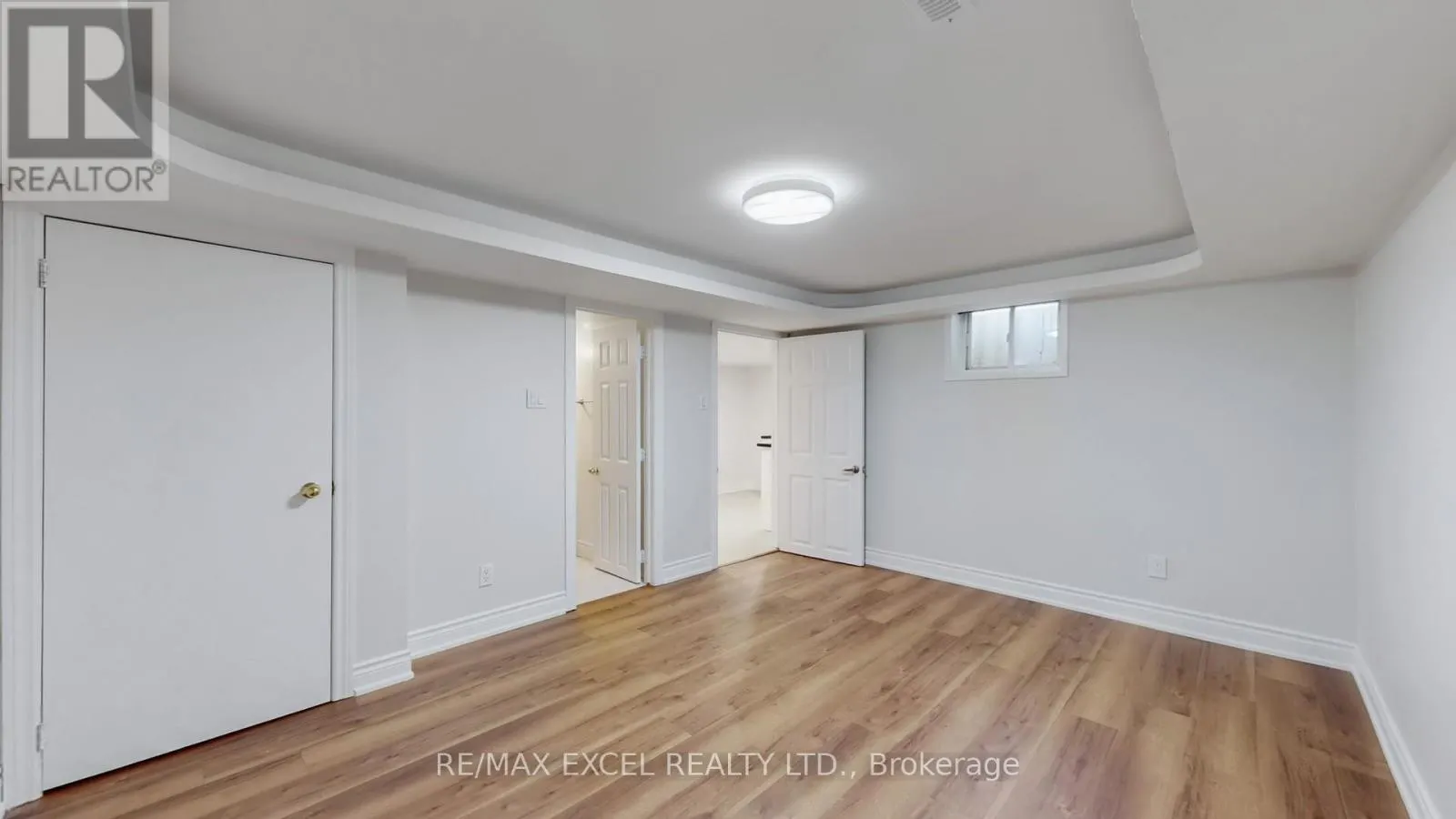 80 EAGLEVIEW CRESCENT