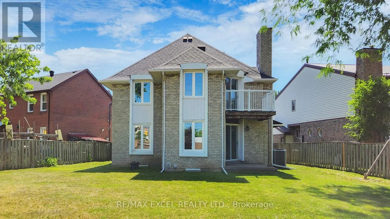 80 EAGLEVIEW CRESCENT