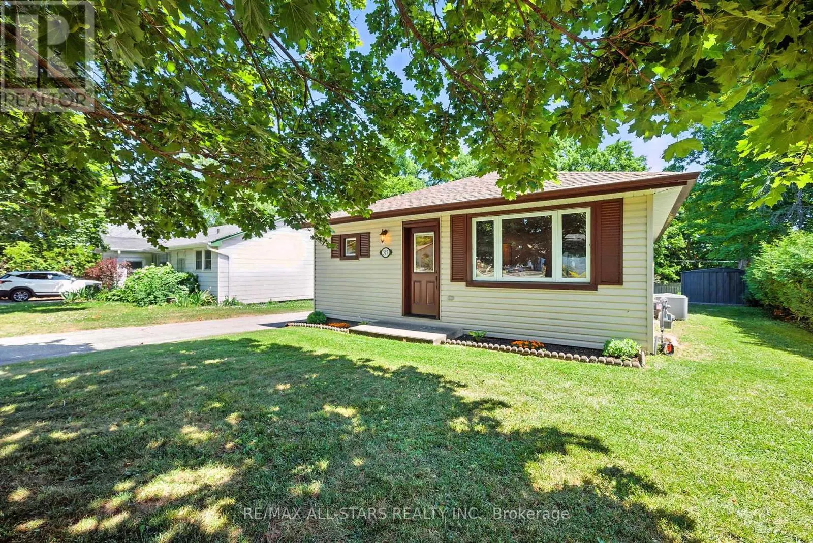 307 COCHRANE STREET