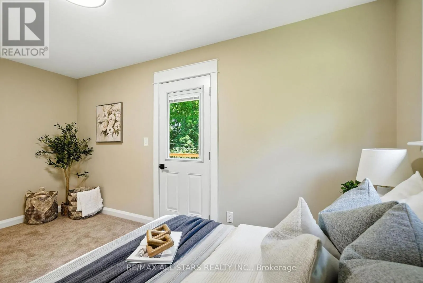 307 COCHRANE STREET