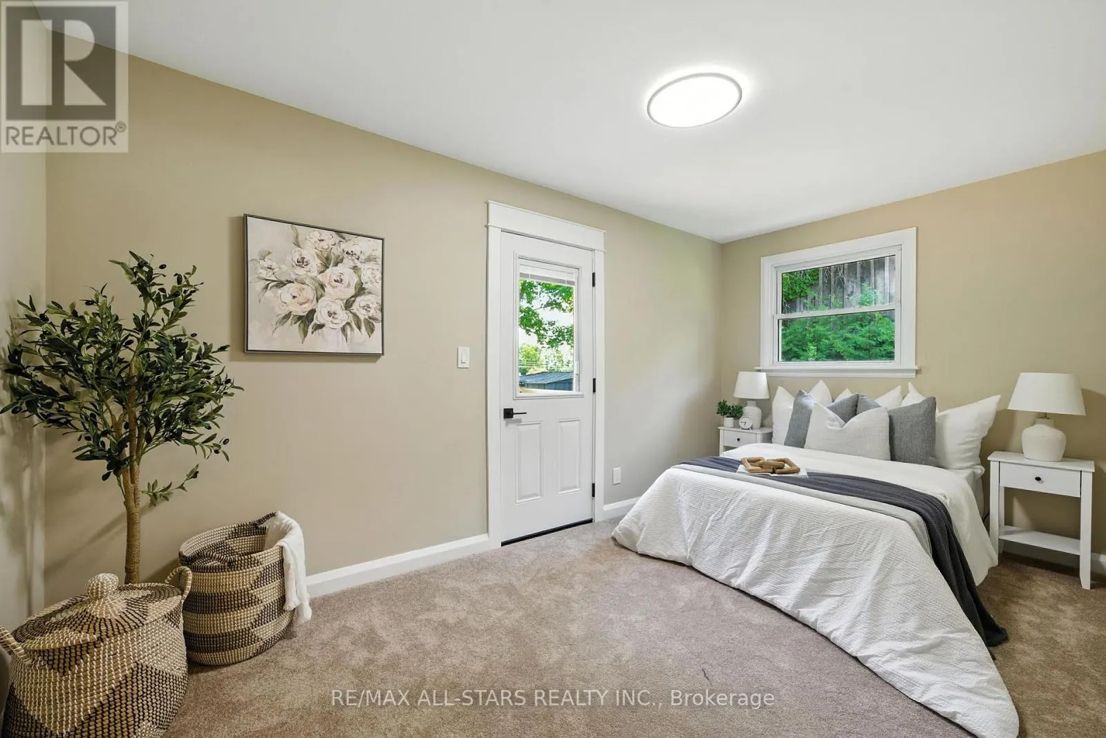 307 COCHRANE STREET