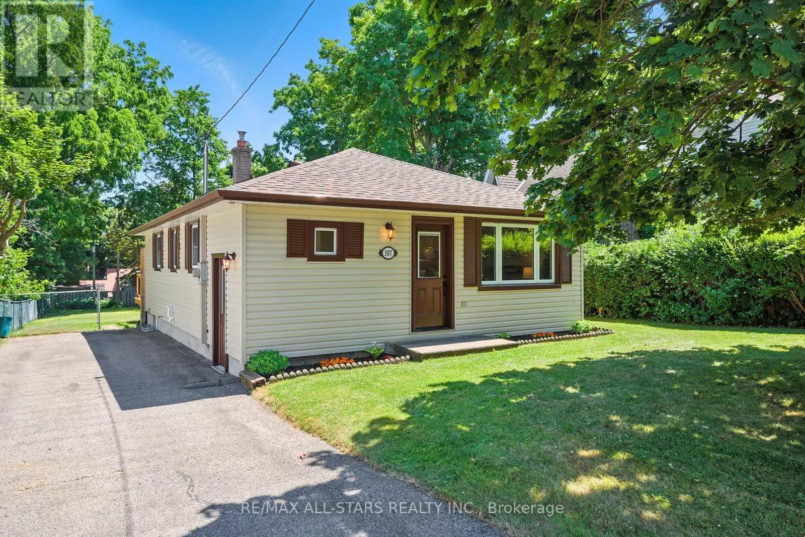 307 COCHRANE STREET