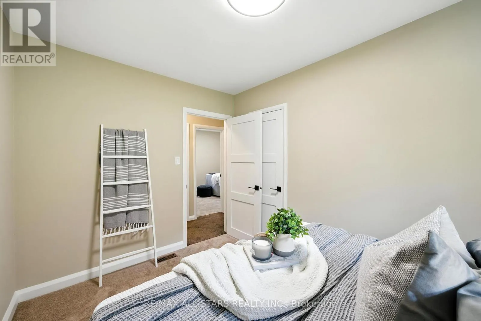 307 COCHRANE STREET